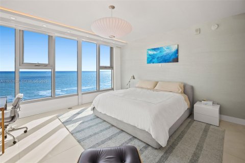 Condominio en alquiler en Miami Beach, Florida, 2 dormitorios, 145.39 m2 № 1991052 - foto 12