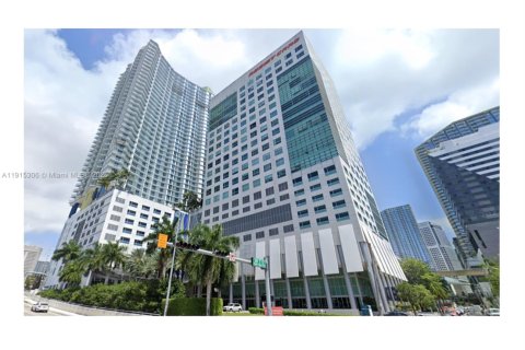 Купить коммерческую недвижимость в Майами, Флорида № 1971553 - фото 4