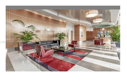 Купить коммерческую недвижимость в Майами, Флорида № 1971553 - фото 5