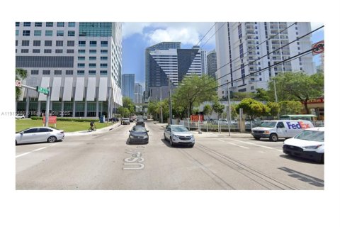 Купить коммерческую недвижимость в Майами, Флорида № 1971553 - фото 3