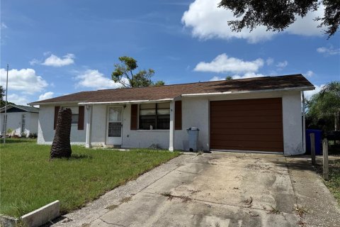 Casa en New Port Richey, Florida 2 dormitorios, 72 m2 № 2376634