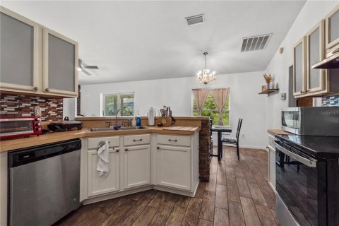 Villa ou maison à vendre à Ocklawaha, Floride: 3 chambres, 126.53 m2 № 1853713 - photo 15