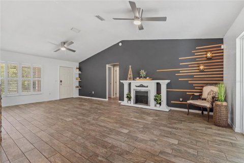 Villa ou maison à vendre à Ocklawaha, Floride: 3 chambres, 126.53 m2 № 1853713 - photo 9