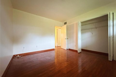 Condominio en alquiler en Orlando, Florida, 2 dormitorios, 77.29 m2 № 1901316 - foto 4