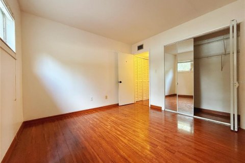Condominio en alquiler en Orlando, Florida, 2 dormitorios, 77.29 m2 № 1901316 - foto 6