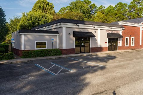 Propiedad comercial en alquiler en Lake City, Florida, 167.32 m2 № 1905156 - foto 2