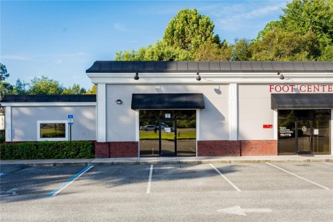 Propiedad comercial en alquiler en Lake City, Florida, 167.32 m2 № 1905156 - foto 1