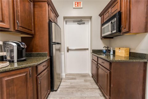 Propiedad comercial en alquiler en Lake City, Florida, 167.32 m2 № 1905156 - foto 8