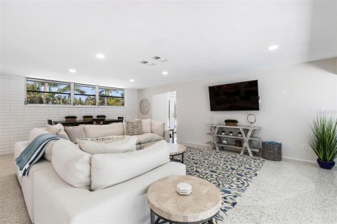 Casa en alquiler en Sarasota, Florida, 3 dormitorios, 199.93 m2 № 1917324 - foto 11