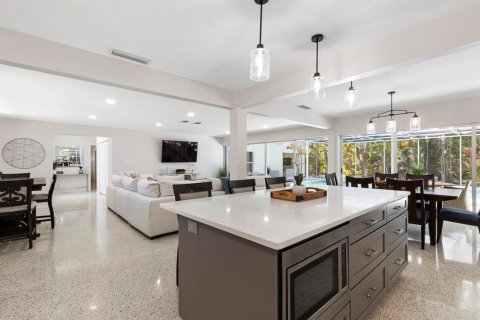 Casa en alquiler en Sarasota, Florida, 3 dormitorios, 199.93 m2 № 1917324 - foto 5