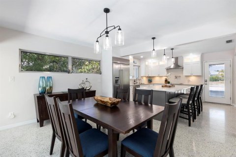 Casa en alquiler en Sarasota, Florida, 3 dormitorios, 199.93 m2 № 1917324 - foto 14
