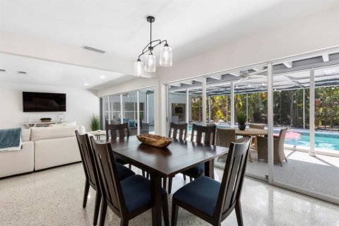 Casa en alquiler en Sarasota, Florida, 3 dormitorios, 199.93 m2 № 1917324 - foto 15