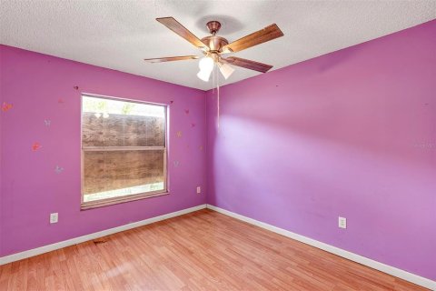 Villa ou maison à vendre à Kissimmee, Floride: 4 chambres, 161.65 m2 № 1812651 - photo 19