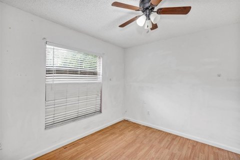 Villa ou maison à vendre à Kissimmee, Floride: 4 chambres, 161.65 m2 № 1812651 - photo 25