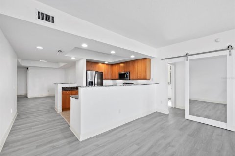 Condominio en venta en Sarasota, Florida, 2 dormitorios, 177.54 m2 № 1444117 - foto 11