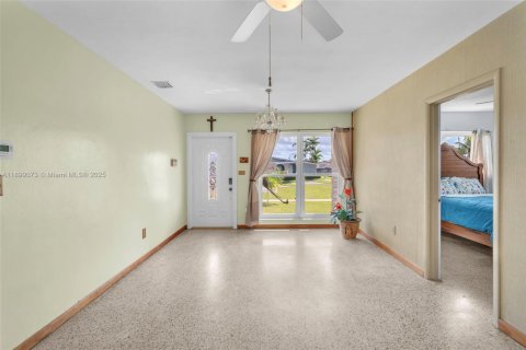 Villa ou maison à vendre à Miami, Floride: 3 chambres, 145.76 m2 № 1951318 - photo 11