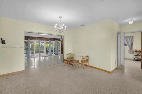 Villa ou maison à vendre à Miami, Floride: 3 chambres, 145.76 m2 № 1951318 - photo 18
