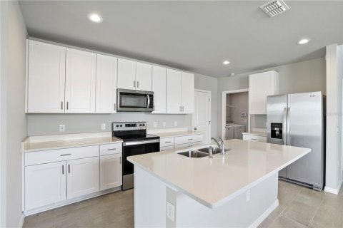 Casa en alquiler en Punta Gorda, Florida, 4 dormitorios, 201.6 m2 № 1870465 - foto 10