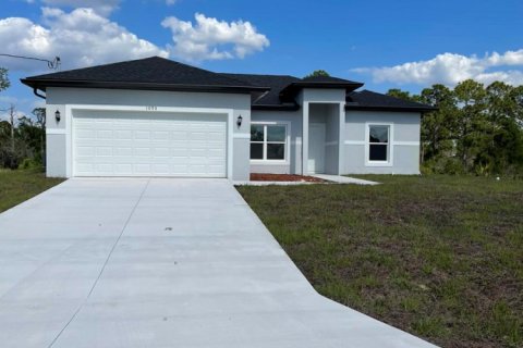 Casa en Lehigh Acres, Florida 3 dormitorios, 106.93 m2 № 2250087