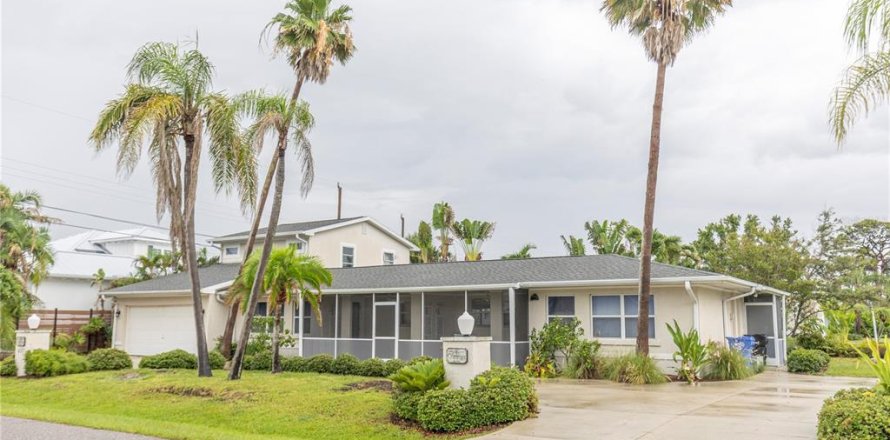 House in Venice, Florida 4 bedrooms, 246.66 sq.m. № 1773598