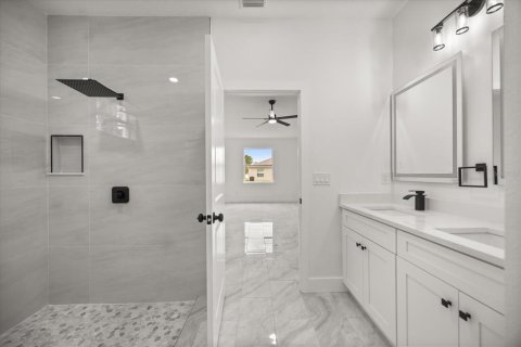 Villa ou maison à vendre à Palm Bay, Floride: 4 chambres, 225.85 m2 № 1841699 - photo 15