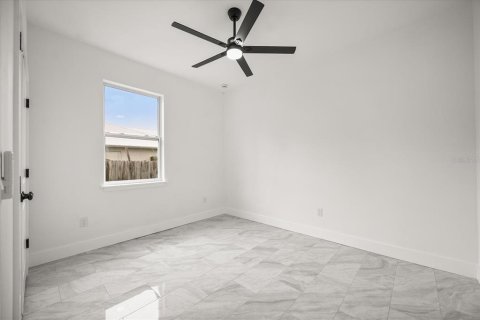 Villa ou maison à vendre à Palm Bay, Floride: 4 chambres, 225.85 m2 № 1841699 - photo 30