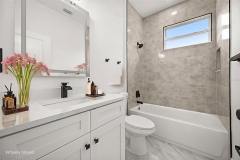 Villa ou maison à vendre à Palm Bay, Floride: 4 chambres, 225.85 m2 № 1841699 - photo 19
