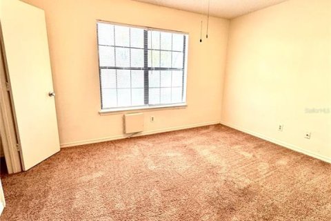 Condominio en venta en Plant City, Florida, 2 dormitorios, 83.24 m2 № 1719173 - foto 14