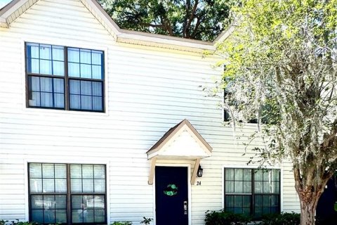 Condominio en venta en Plant City, Florida, 2 dormitorios, 83.24 m2 № 1719173 - foto 2