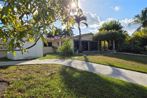 Villa ou maison à vendre à Miami, Floride: 4 chambres, 230.77 m2 № 1997509 - photo 21