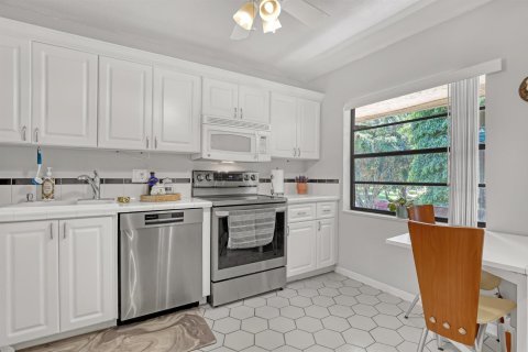 Condo in Boca Raton, Florida, 2 bedrooms  № 2181763 - photo 15