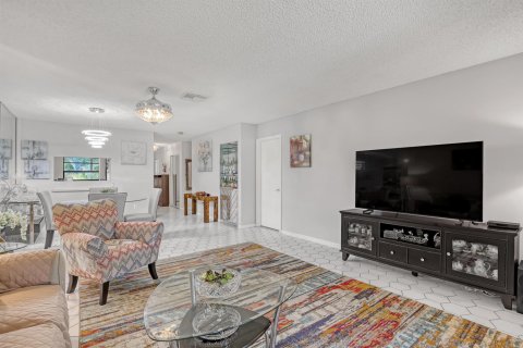 Condo in Boca Raton, Florida, 2 bedrooms  № 2181763 - photo 13