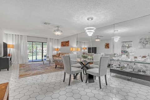 Condo in Boca Raton, Florida, 2 bedrooms  № 2181763 - photo 9