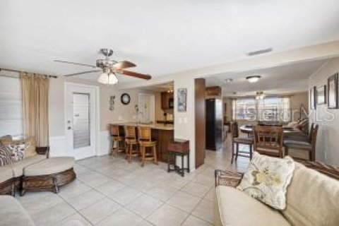 Casa en venta en New Port Richey, Florida, 2 dormitorios, 104.79 m2 № 2218097 - foto 4