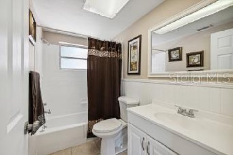Casa en venta en New Port Richey, Florida, 2 dormitorios, 104.79 m2 № 2218097 - foto 13