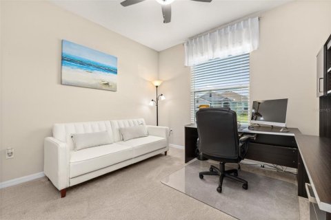 House in Plant City, Florida 4 bedrooms, 235.69 sq.m. № 2210636 - photo 23
