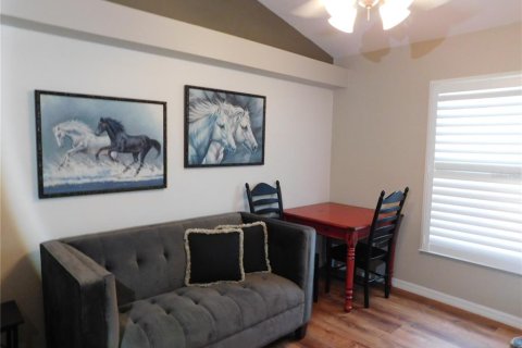 Villa ou maison à louer à Orlando, Floride: 1 chambre, 46.45 m2 № 2412692 - photo 15