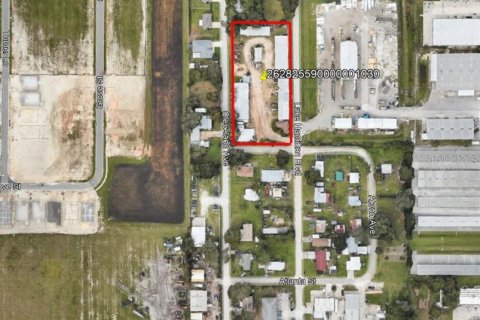 Immobilier commercial à vendre à Winter Haven, Floride: 71.53 m2 № 2418364 - photo 2