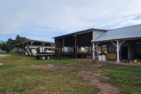 Immobilier commercial à vendre à Winter Haven, Floride: 71.53 m2 № 2418364 - photo 9