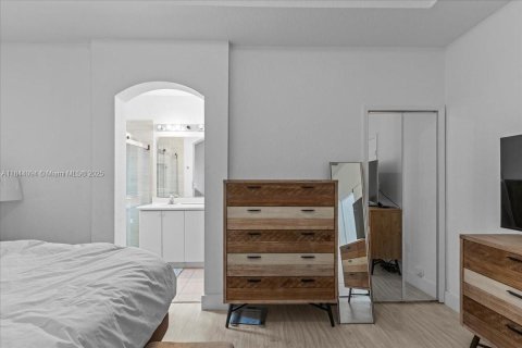 Купить кондоминиум в Дорал, Флорида 3 спальни, 147.62м2, № 1845766 - фото 11