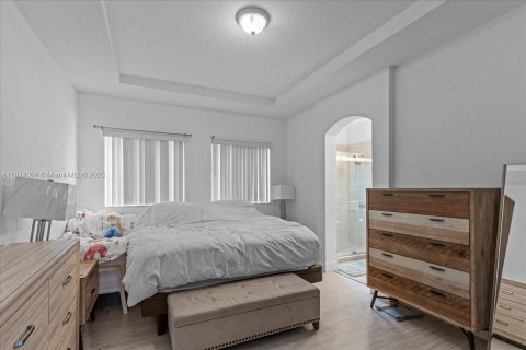 Купить кондоминиум в Дорал, Флорида 3 спальни, 147.62м2, № 1845766 - фото 12