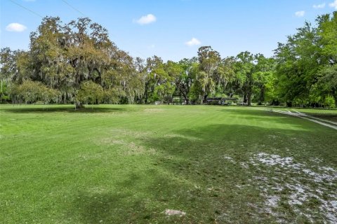 Commercial property in Fruitland Park, Florida 168.9 sq.m. № 1593586 - photo 8