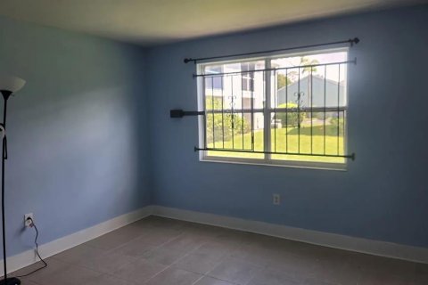 Copropriété à louer à Tampa, Floride: 2 chambres, 81.66 m2 № 2380736 - photo 7