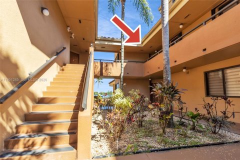 Купить кондоминиум в Майами-Лейкс, Флорида 2 спальни, 101.26м2, № 2006490 - фото 25