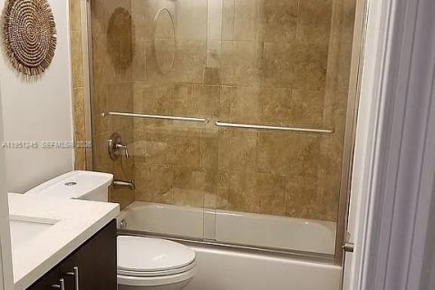 Купить кондоминиум в Майами-Лейкс, Флорида 2 спальни, 101.26м2, № 2006490 - фото 13