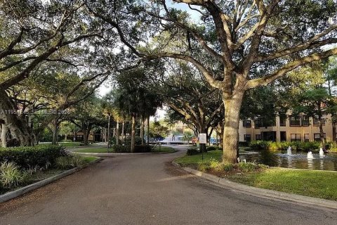 Купить кондоминиум в Майами-Лейкс, Флорида 2 спальни, 101.26м2, № 2006490 - фото 20