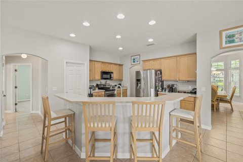 House in Auburndale, Florida 4 bedrooms, 225.47 sq.m. № 1812762 - photo 5