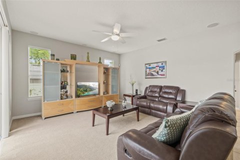House in Auburndale, Florida 4 bedrooms, 225.47 sq.m. № 1812762 - photo 10