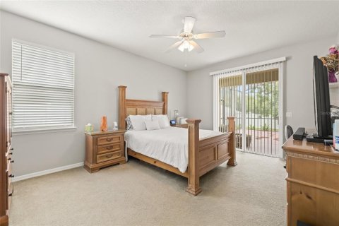 House in Auburndale, Florida 4 bedrooms, 225.47 sq.m. № 1812762 - photo 11