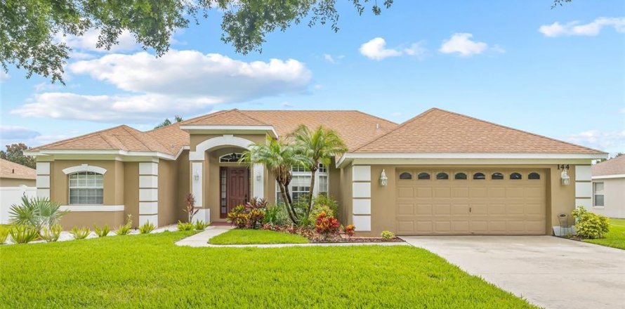 Villa ou maison à Auburndale, Floride 4 chambres, 225.47 m2 № 1812762